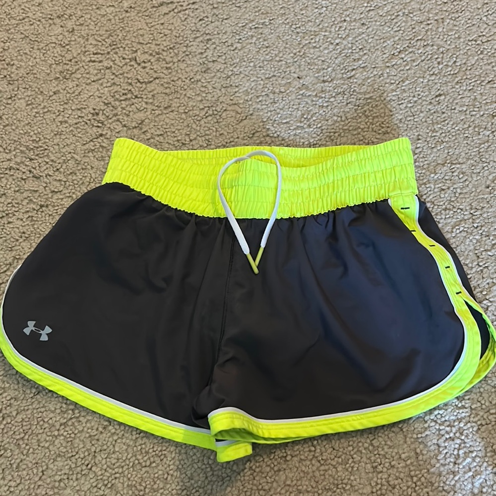 Vintage Under Armour shorts XS
